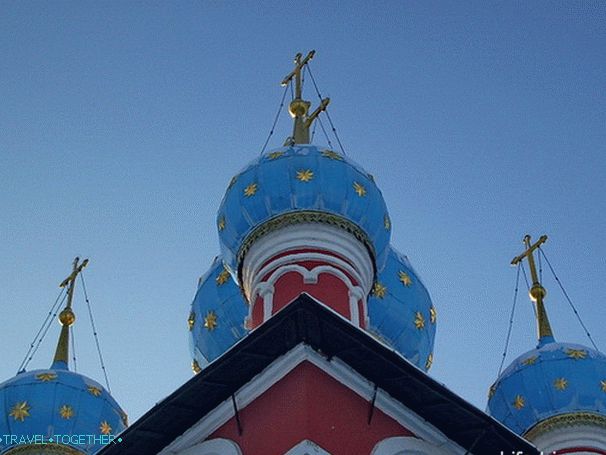 Uglich. Cerkev Tsarevicha Dmitrija na krvi.