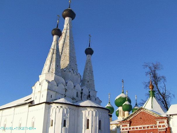 Uglich. Alekseevski samostan.